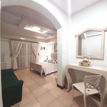 Casa Micarosa Hotel Manila Zewnętrze zdjęcie
