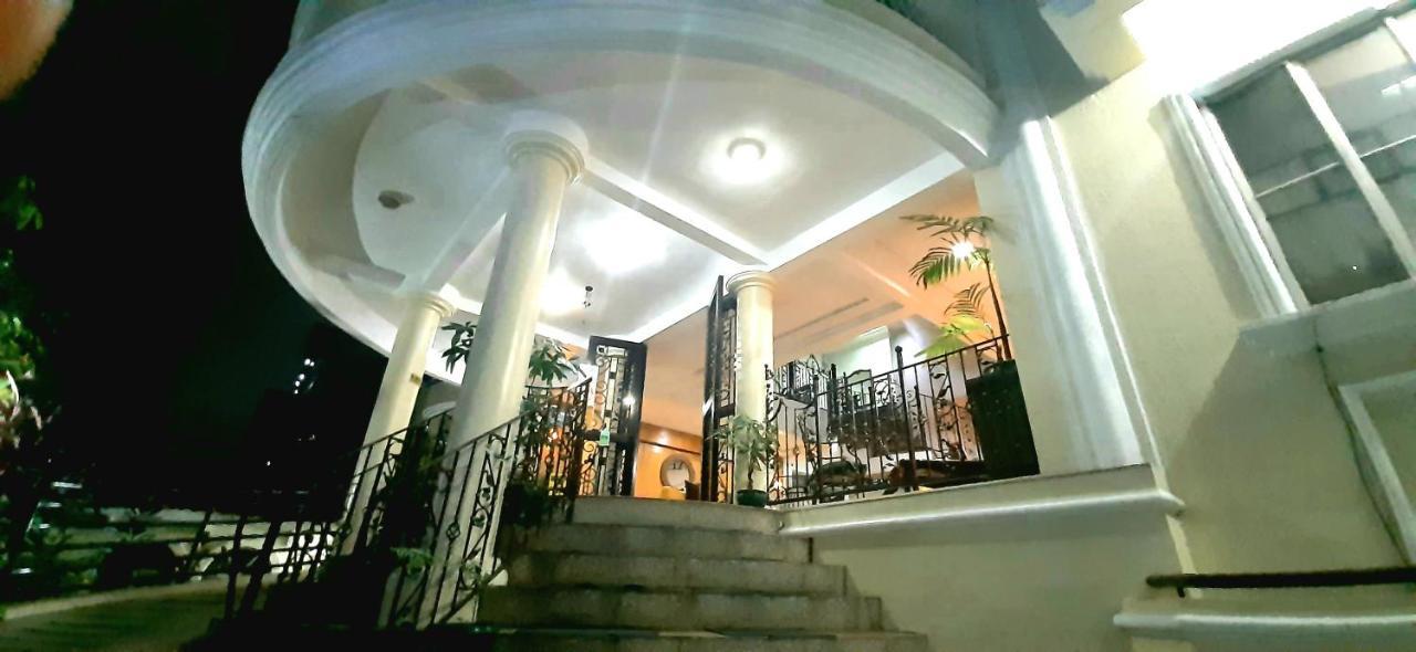Casa Micarosa Hotel Manila Zewnętrze zdjęcie