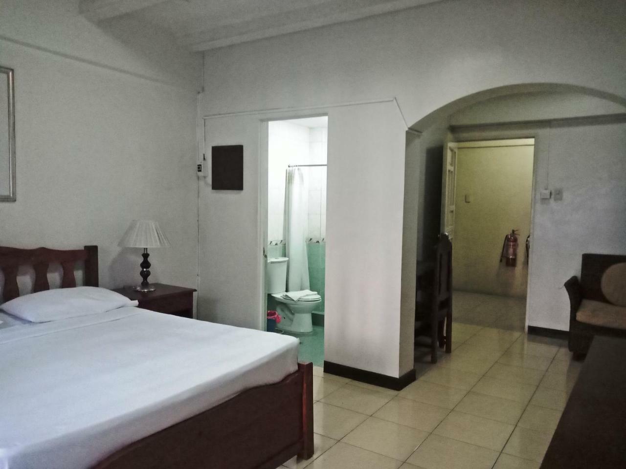 Casa Micarosa Hotel Manila Zewnętrze zdjęcie